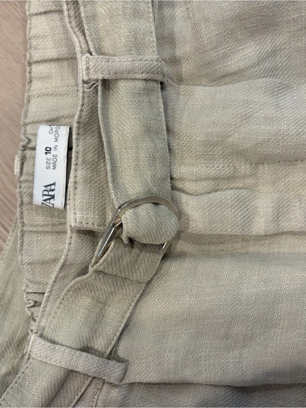 Zara Girls Belted Linen Cargo Pants in Light Beige
